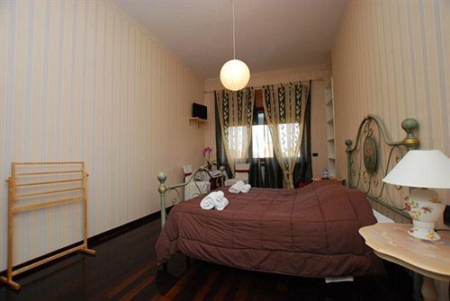 ヴェローナ La Boheme Bed & Breakfast エクステリア 写真