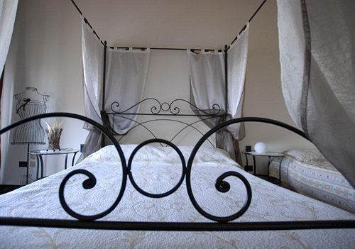 ヴェローナ La Boheme Bed & Breakfast エクステリア 写真