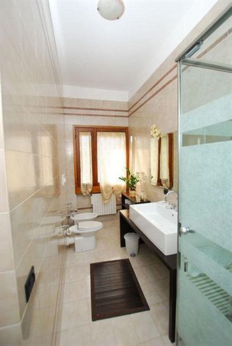 ヴェローナ La Boheme Bed & Breakfast エクステリア 写真